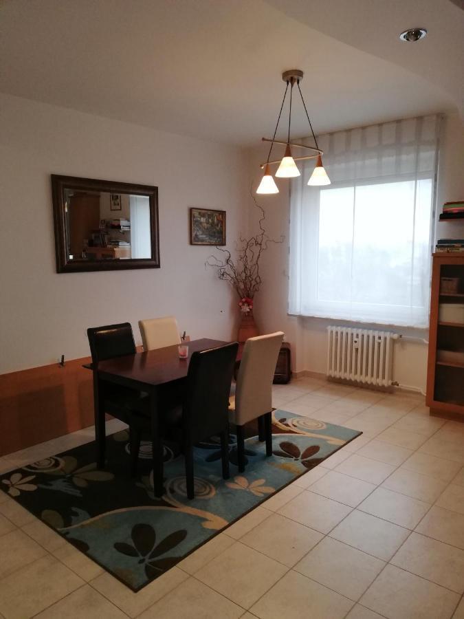 Appartement Plne Vybaveny Apartman Polni 1299 à Kojetín Extérieur photo